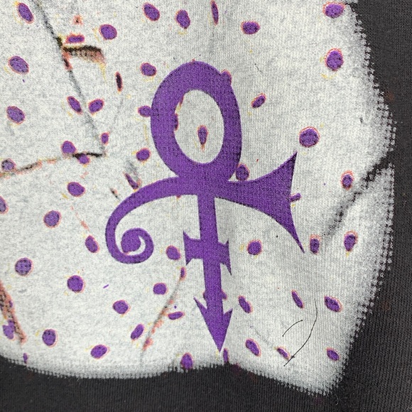 Prince Black Graphic T-Shirt world tour 2011 used - Picture 6 of 16